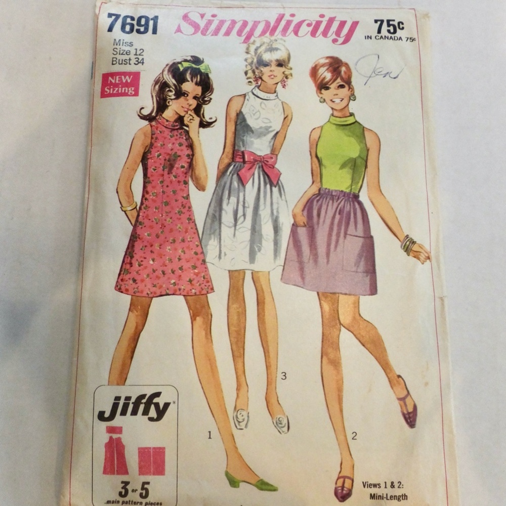 Super fun Vintage 1968 Simplicity Dress Pattern # 7691 Size 12 Bust 34"